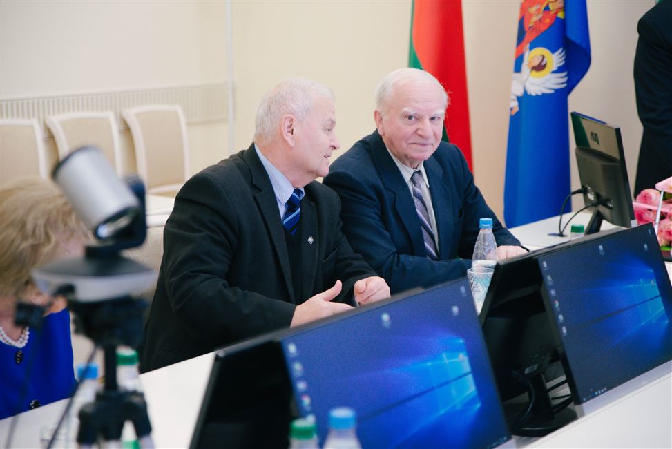 Ректор поздравил ученых-ветеранов БГТУ с Днем белорусской науки