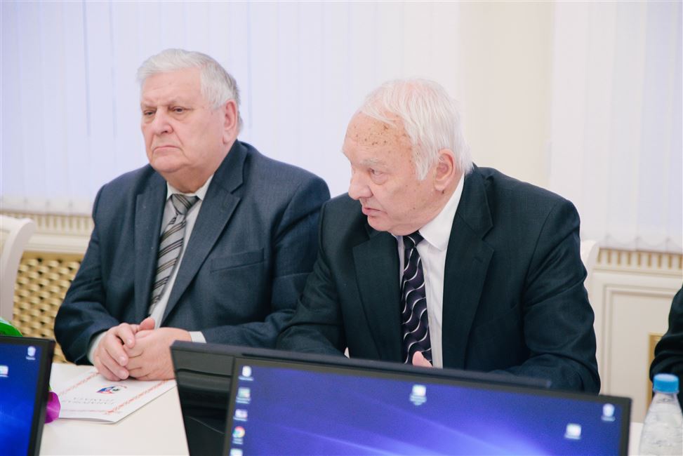 Ректор поздравил ученых-ветеранов БГТУ с Днем белорусской науки