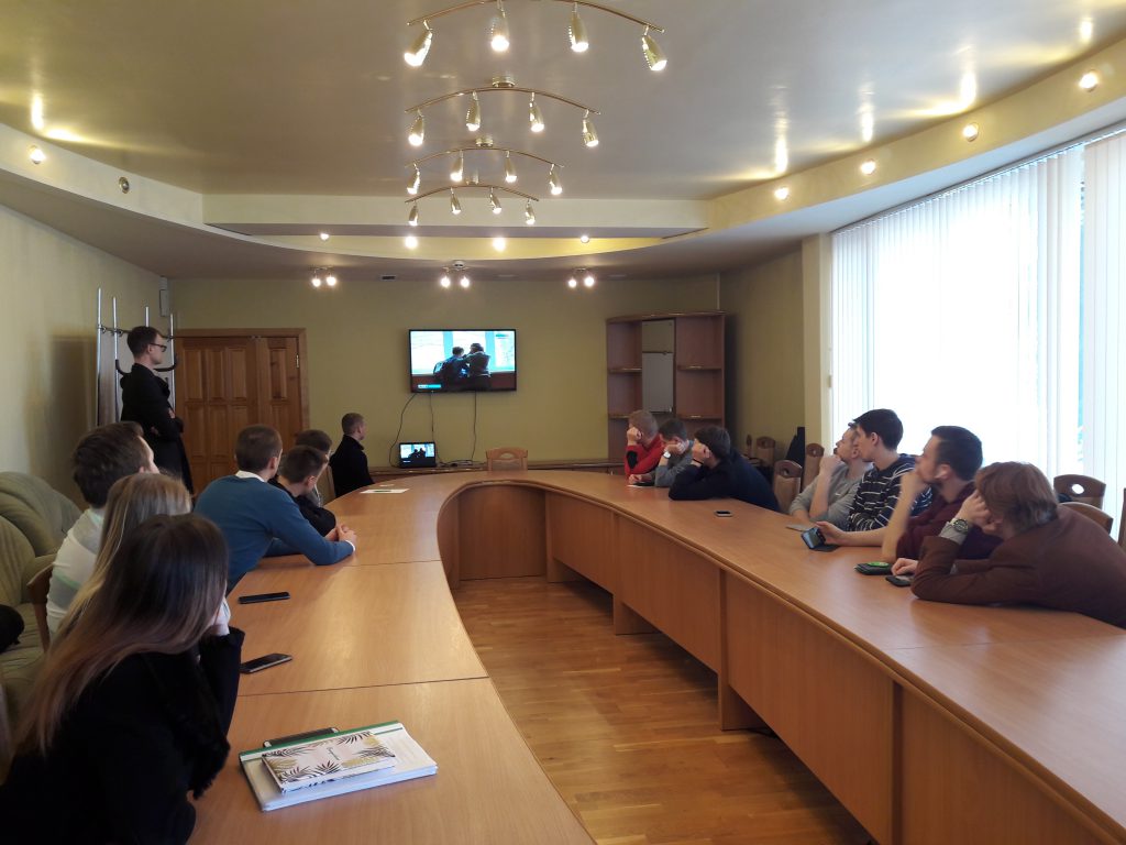 Витебский государственный технологический колледж стал площадкой для встречи с членами добровольной дружины
