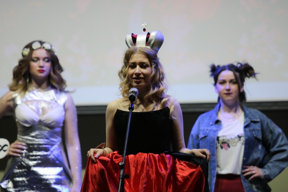 Самый весенний конкурс прошел в ВГТК, там выбрали «Мисс колледж–2019»